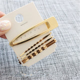 Geometric Gold Hairpin