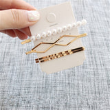 Geometric Gold Hairpin
